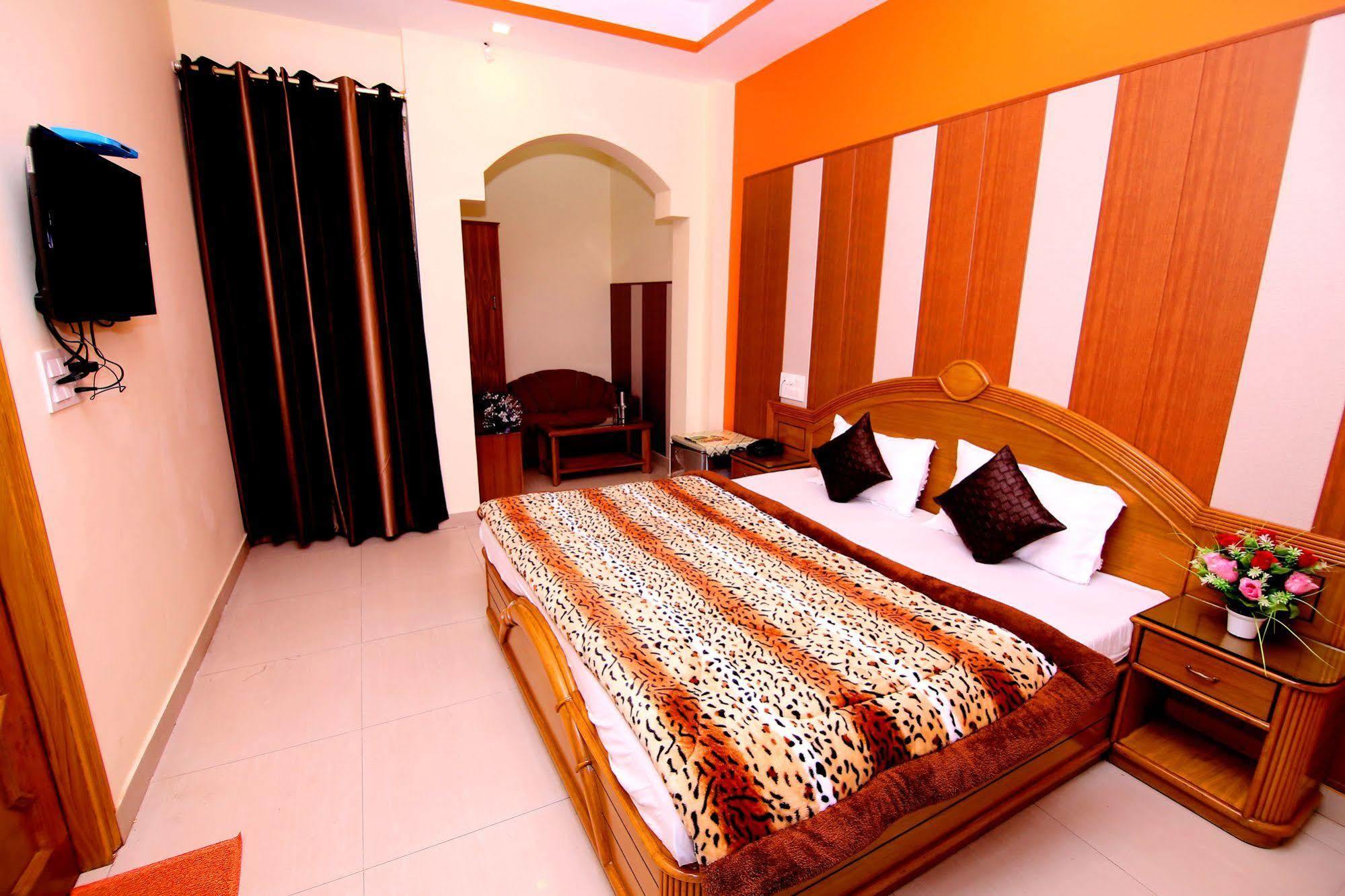 Hotel Sunshine Haridwar Exterior photo