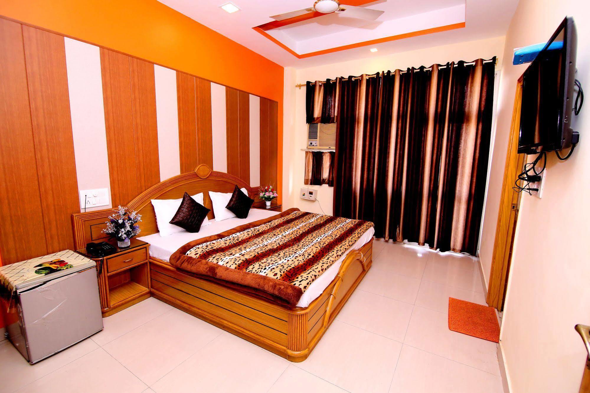Hotel Sunshine Haridwar Exterior photo